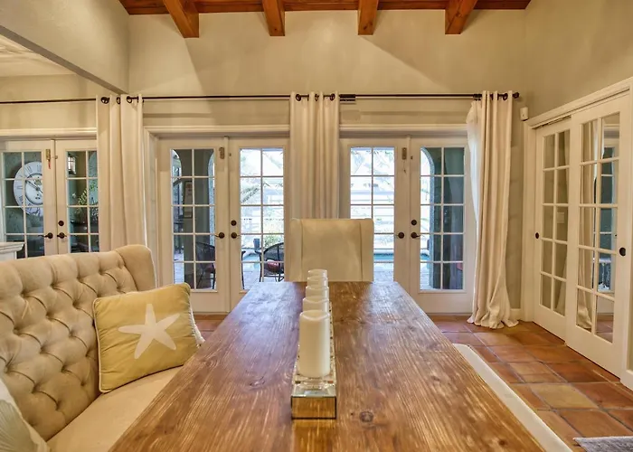 Heated Saltwater Pool, Breathtaking Outdoor Terraces, Beautiful Landscaping- Villa Serene Escape