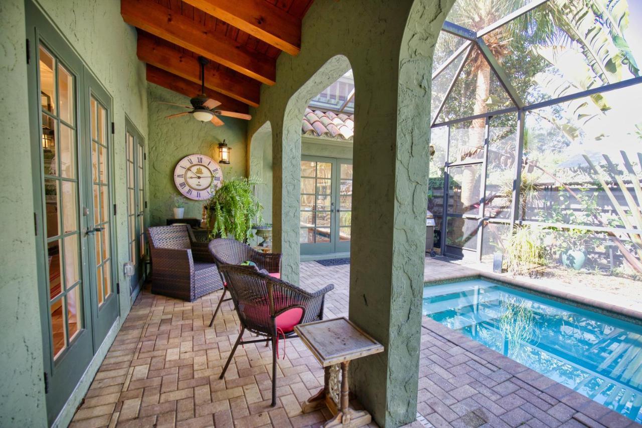 Heated Saltwater Pool, Breathtaking Outdoor Terraces, Beautiful Landscaping- Serene Escape Hébergement de vacances