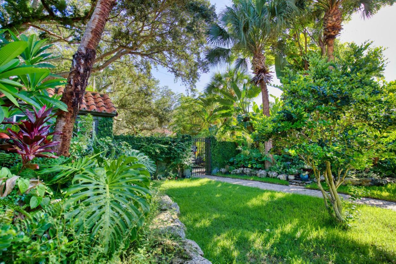 Heated Saltwater Pool, Breathtaking Outdoor Terraces, Beautiful Landscaping- Serene Escape